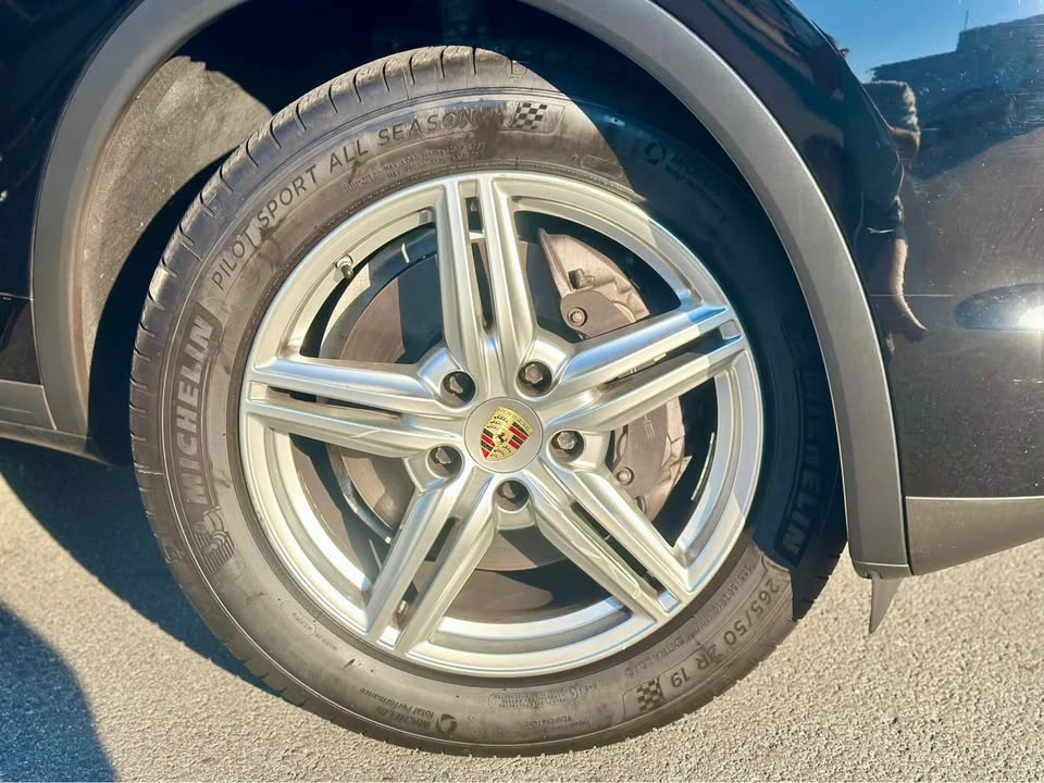2014 Porsche 958 Cayenne - Image 12 of 15