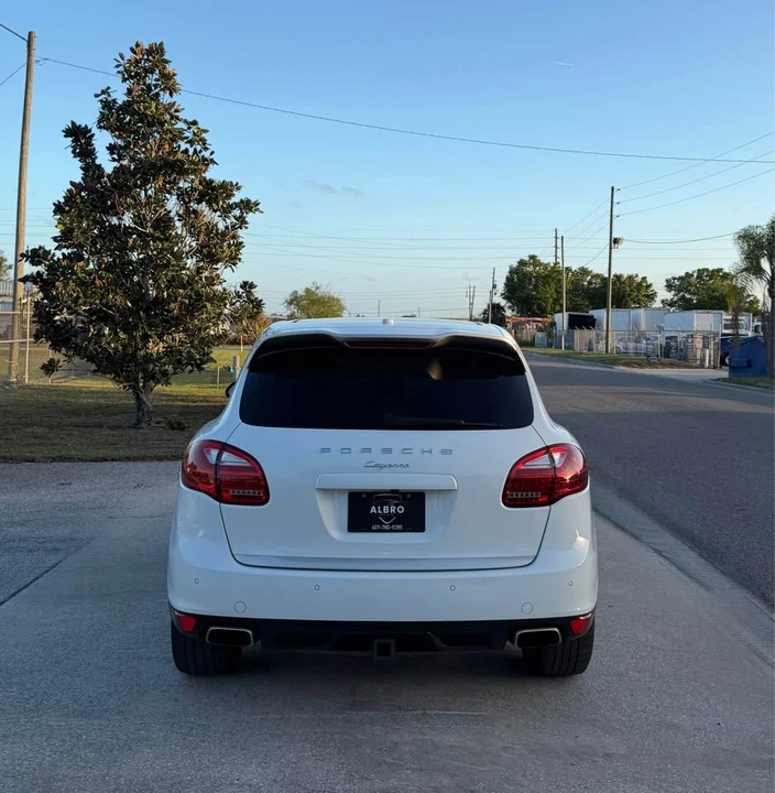 2014 Porsche 958 Cayenne - Image 5 of 13