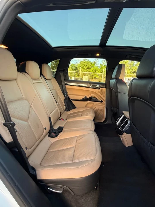 2014 Porsche 958 Cayenne - Image 13 of 13