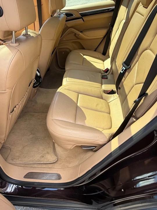 2014 Porsche 958 Cayenne - Image 13 of 20