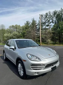 2014 Porsche Cayenne Platinum Edition