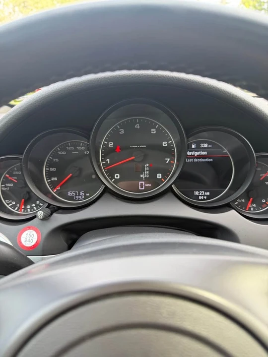 2014 Porsche 958 Cayenne - Image 12 of 16