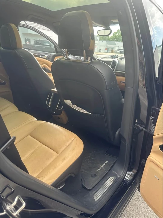 2014 Porsche 958 Cayenne - Image 13 of 16