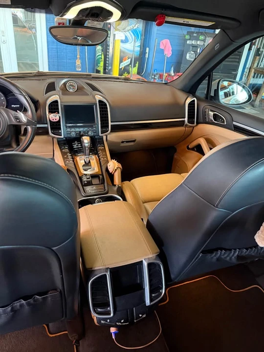 2014 Porsche 958 Cayenne - Image 6 of 12