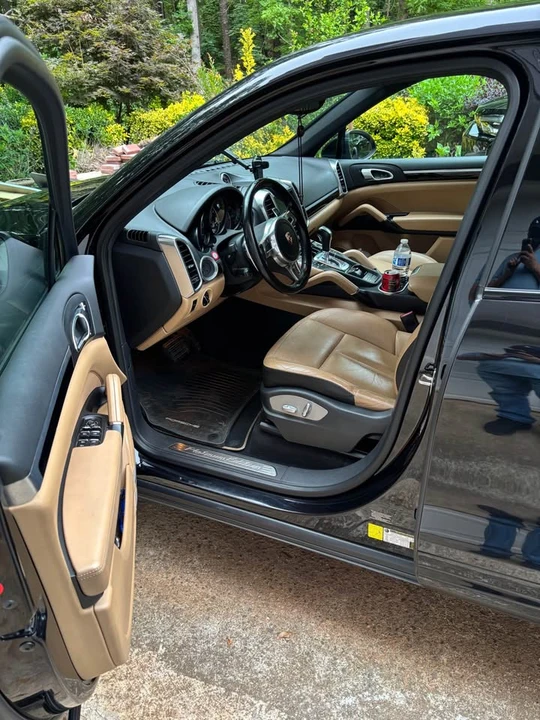 2014 Porsche 958 Cayenne - Image 8 of 10