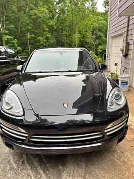 2014 Porsche Cayenne Platinum Edition
