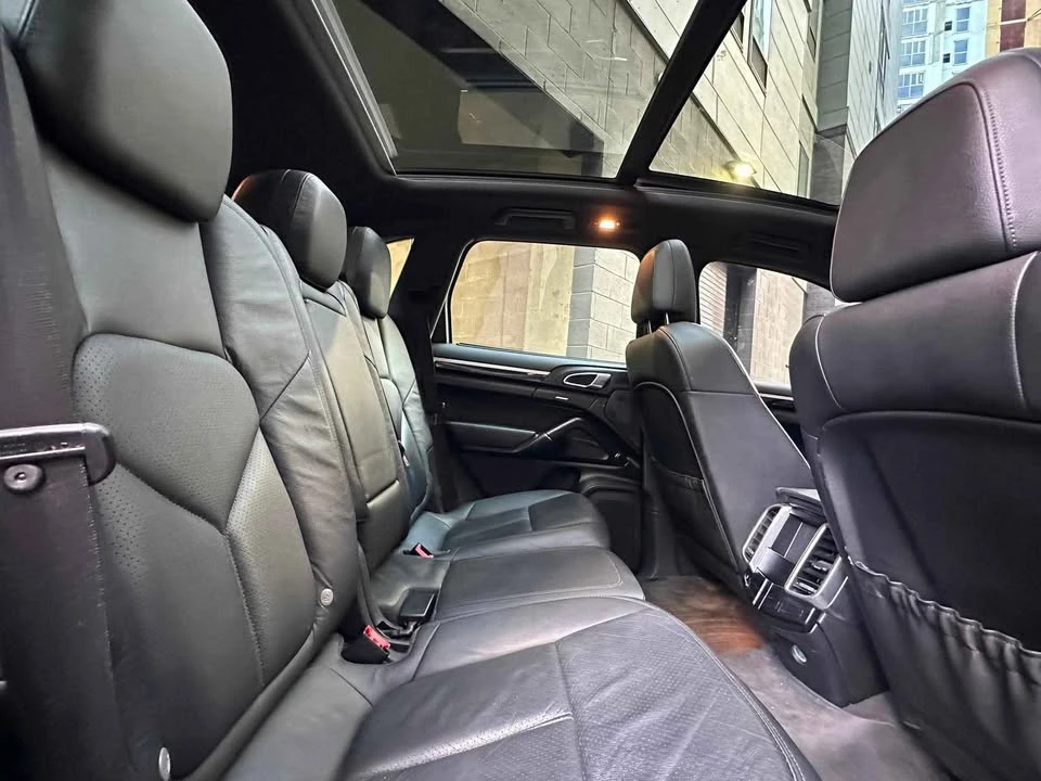 2014 Porsche 958 Cayenne - Image 10 of 10