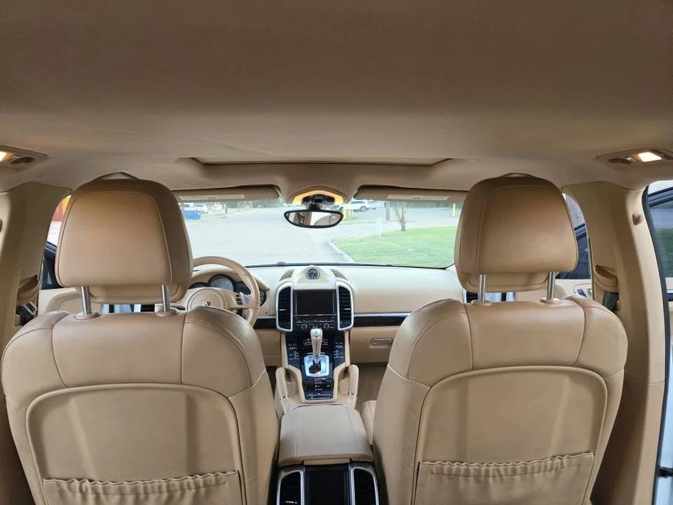 2014 Porsche 958 Cayenne S - Image 8 of 15