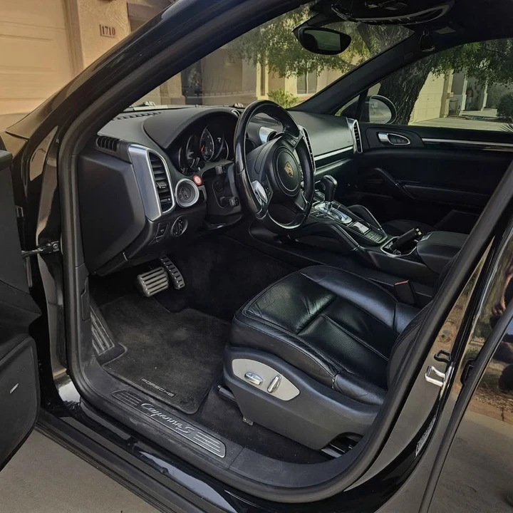 2014 Porsche 958 Cayenne - Image 4 of 4