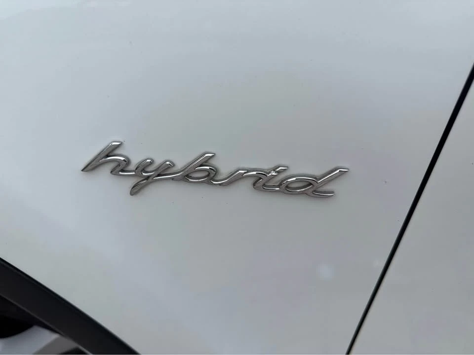 2014 Porsche 958 Cayenne S - Image 9 of 20