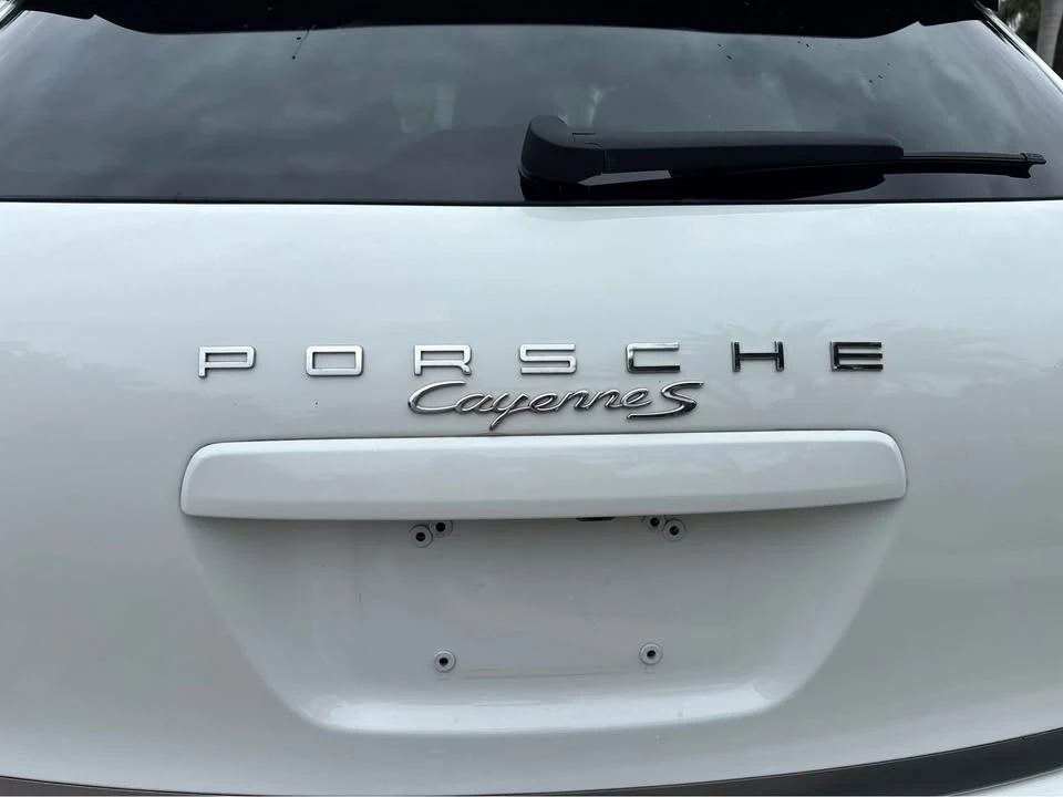 2014 Porsche 958 Cayenne S - Image 8 of 20