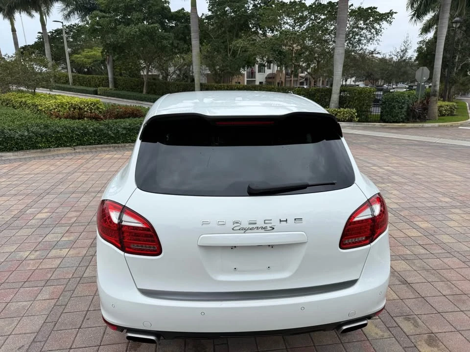 2014 Porsche 958 Cayenne S - Image 6 of 20