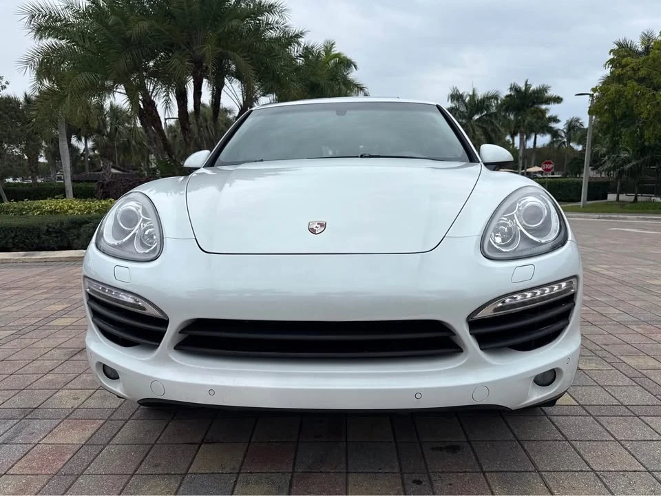 2014 Porsche 958 Cayenne S - Image 19 of 20