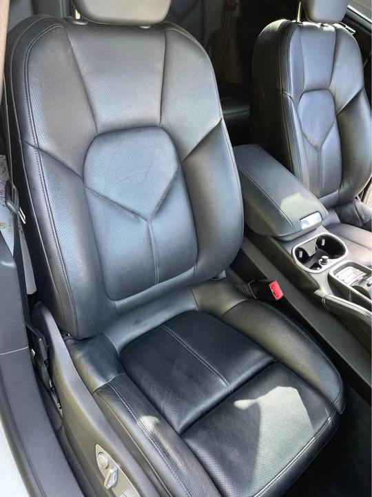 2014 Porsche 958 Cayenne S - Image 10 of 11