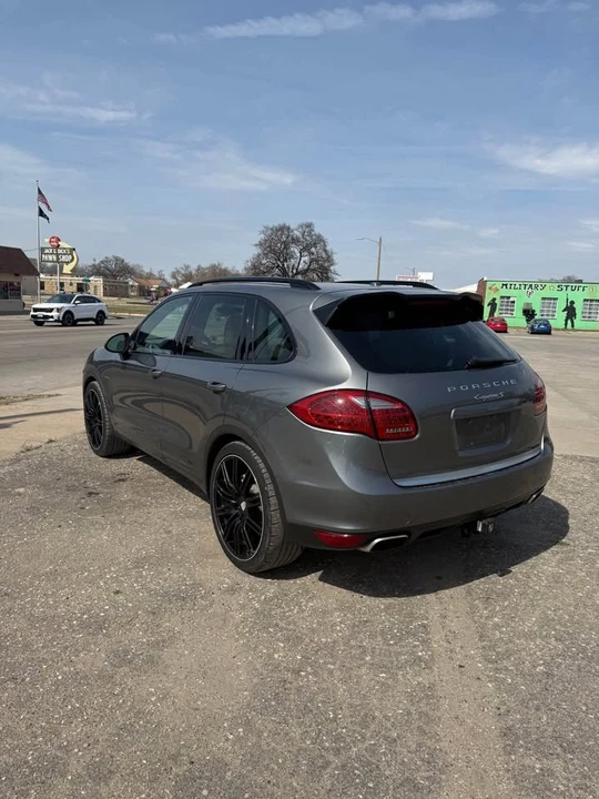 2014 Porsche 958 Cayenne S - Image 6 of 6