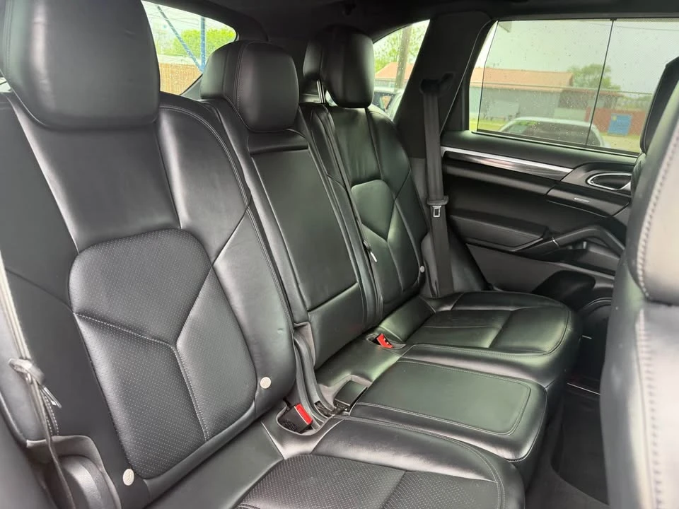 2014 Porsche 958 Cayenne S - Image 6 of 7
