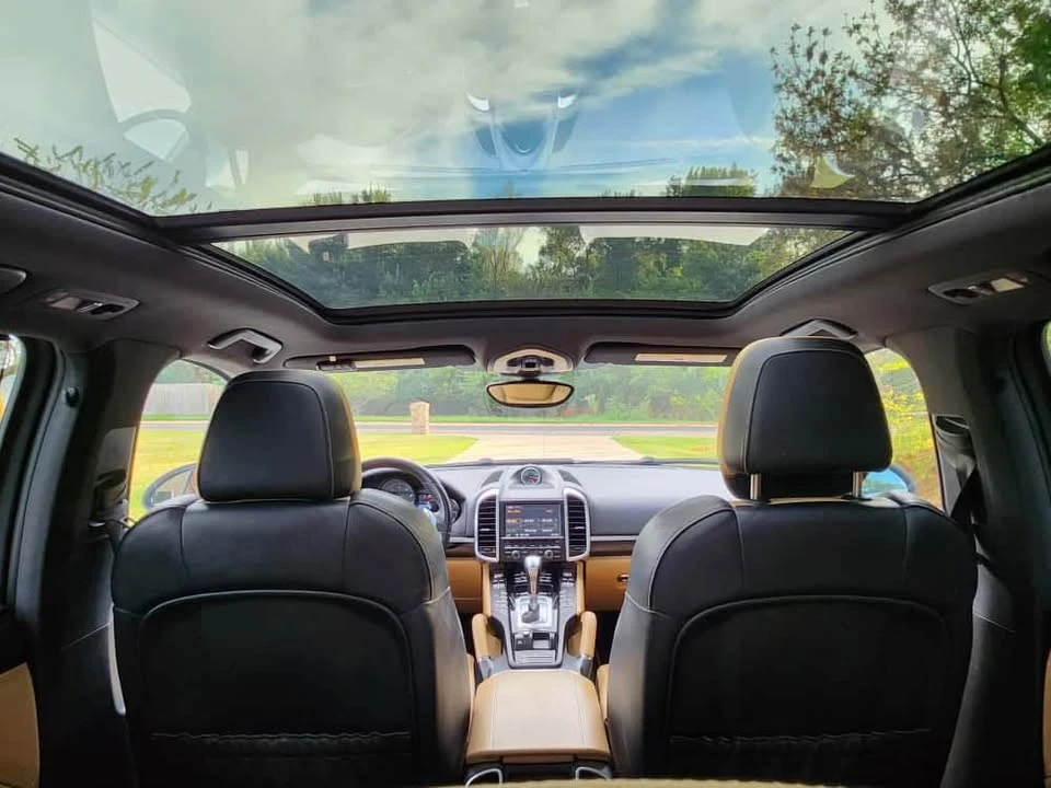 2014 Porsche 958 Cayenne S - Image 5 of 9