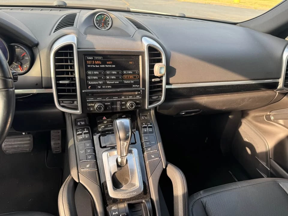 2014 Porsche 958 Cayenne S - Image 15 of 15