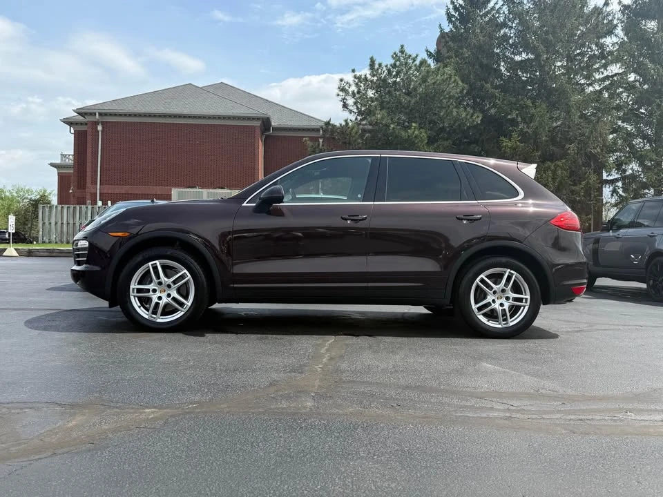 2014 Porsche 958 Cayenne S - Image 6 of 12