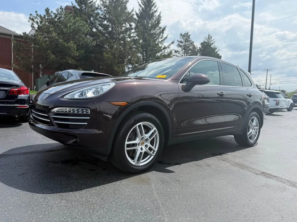 2014 Porsche 958 Cayenne S - Image 2 of 12