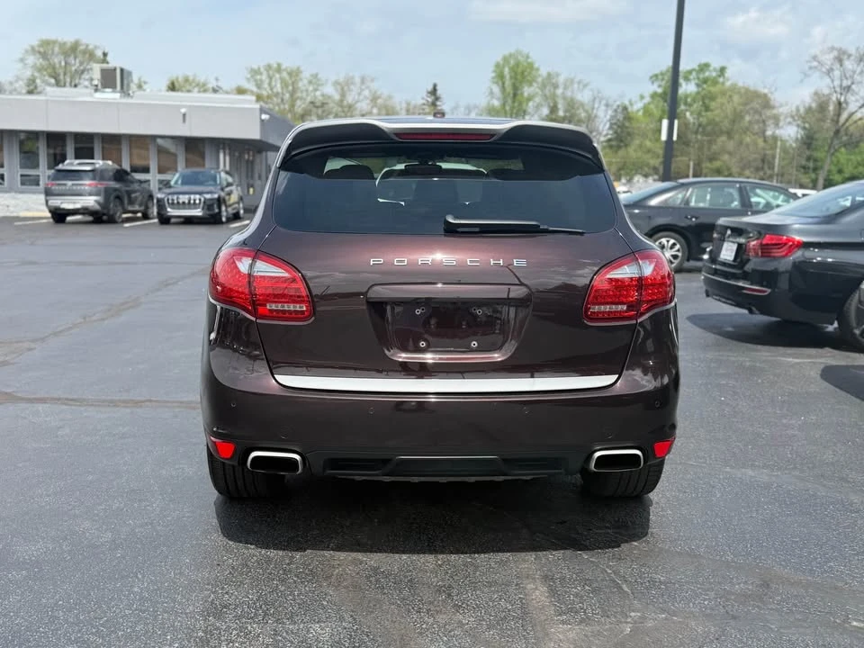 2014 Porsche 958 Cayenne S - Image 5 of 12