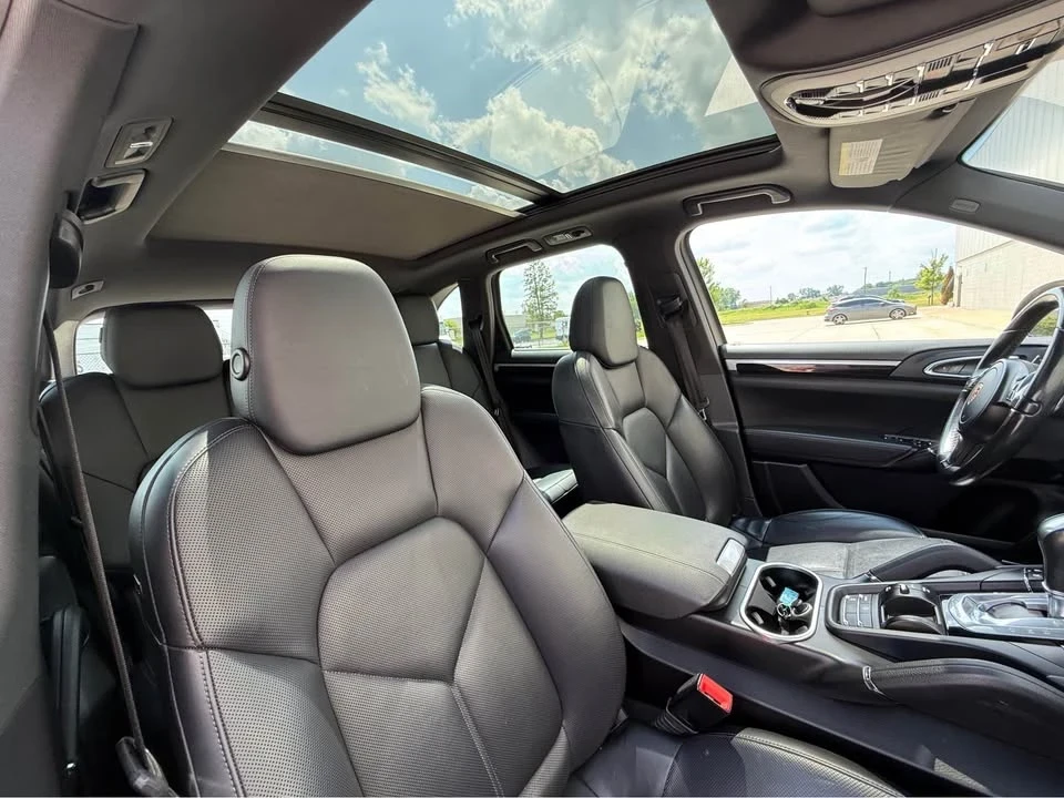 2014 Porsche 958 Cayenne S - Image 8 of 19