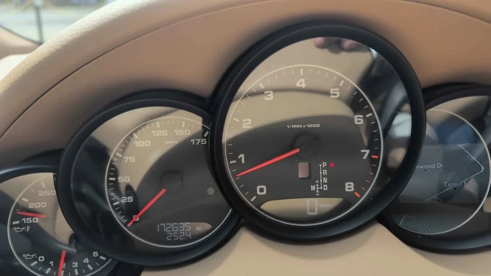 2014 Porsche 958 Cayenne S - Image 11 of 20