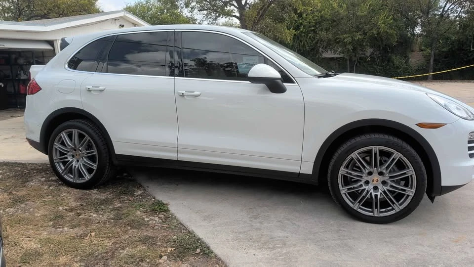 2014 Porsche 958 Cayenne S - Image 7 of 20