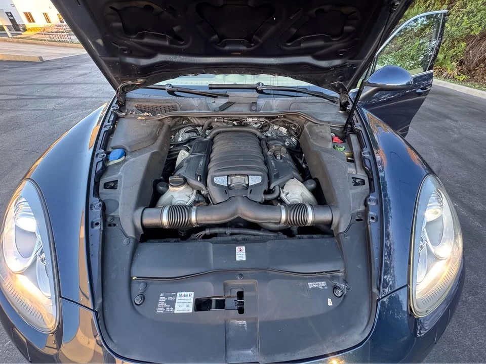 2014 Porsche 958 Cayenne S - Image 18 of 19