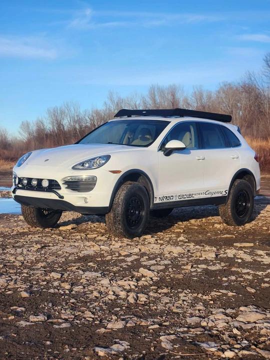 2014 Porsche 958 Cayenne S - Image 3 of 13