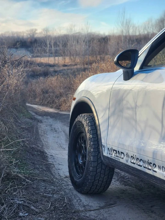 2014 Porsche 958 Cayenne S - Image 7 of 13