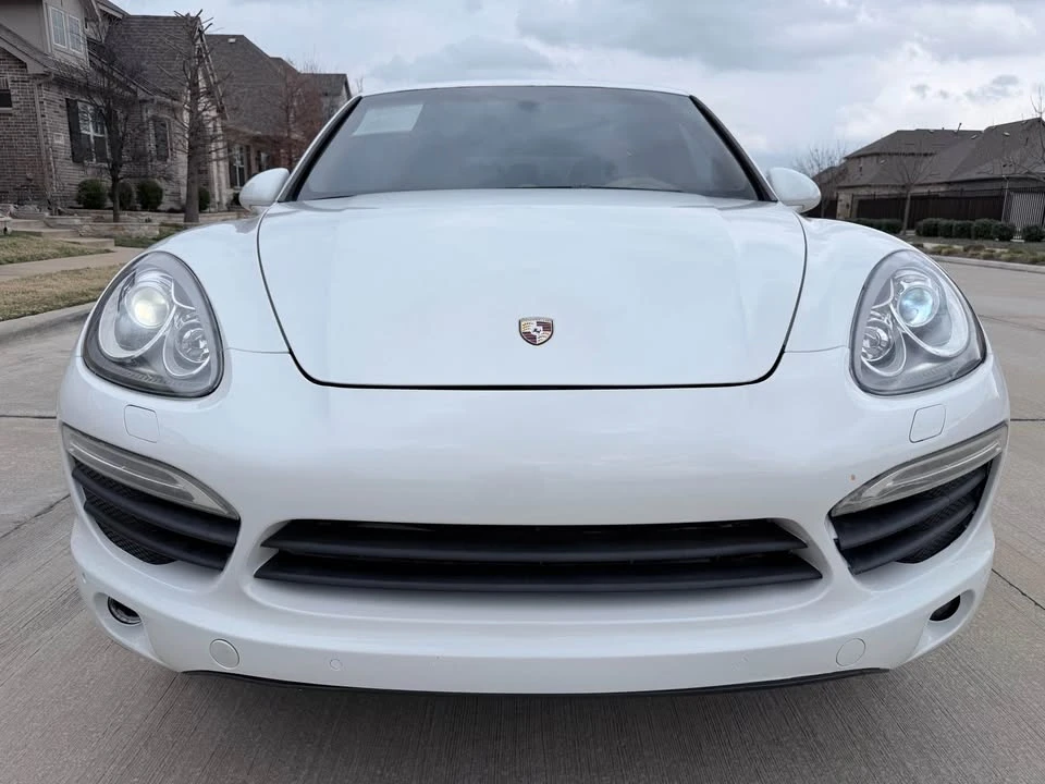 2014 Porsche 958 Cayenne S - Image 2 of 17