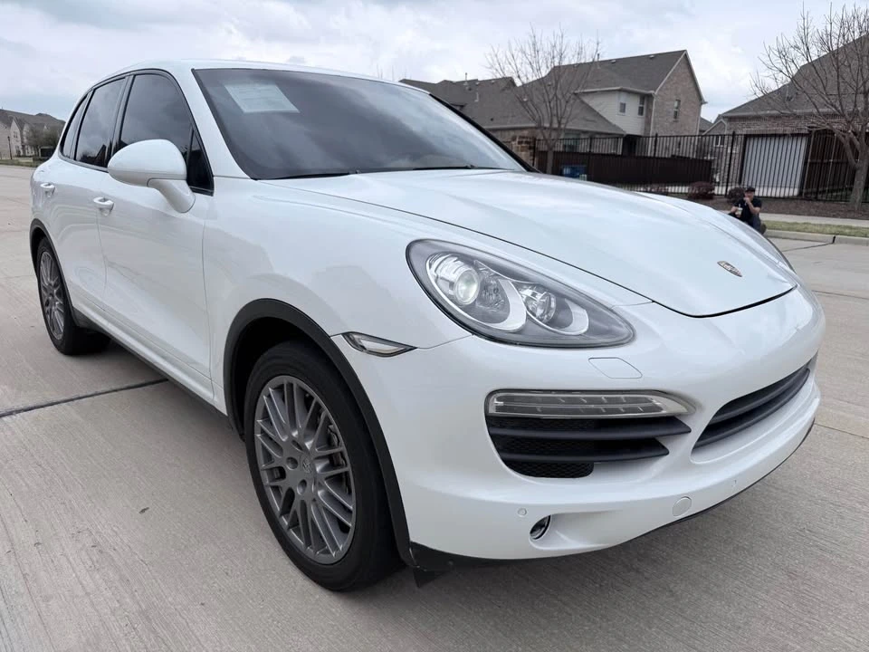 2014 Porsche 958 Cayenne S - Image 3 of 17