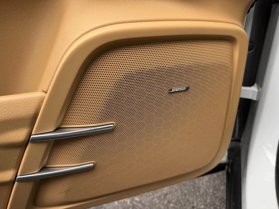 2014 Porsche 958 Cayenne S - Image 7 of 20