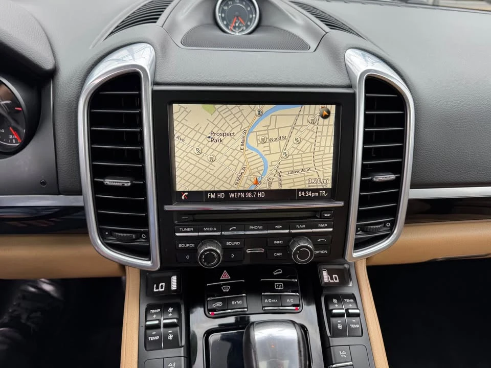 2014 Porsche 958 Cayenne S - Image 18 of 20
