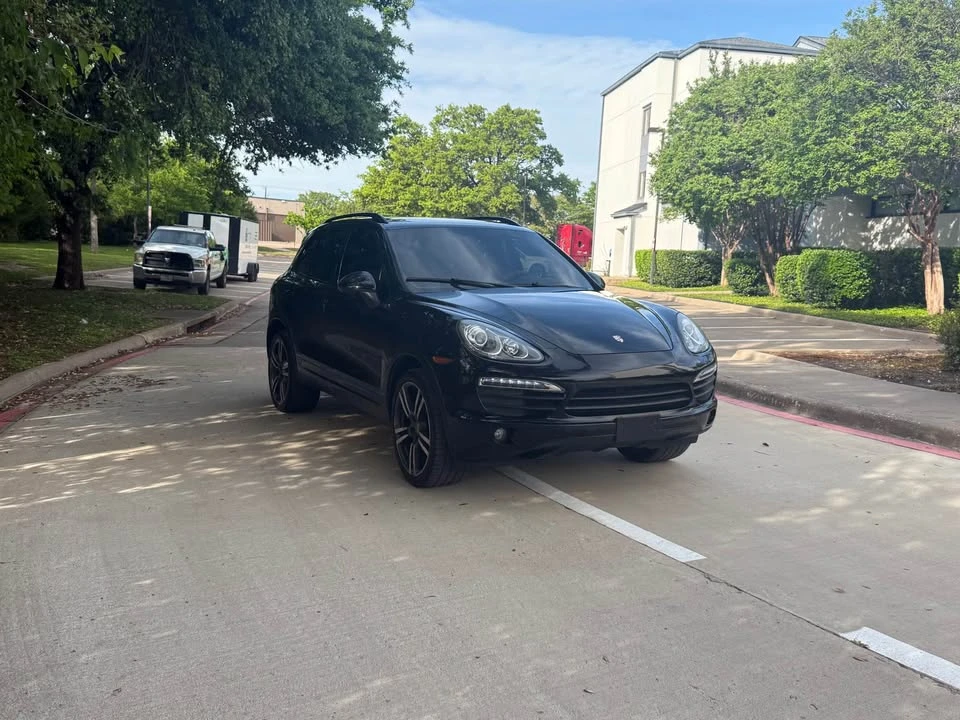 2014 Porsche 958 Cayenne S - Image 6 of 17