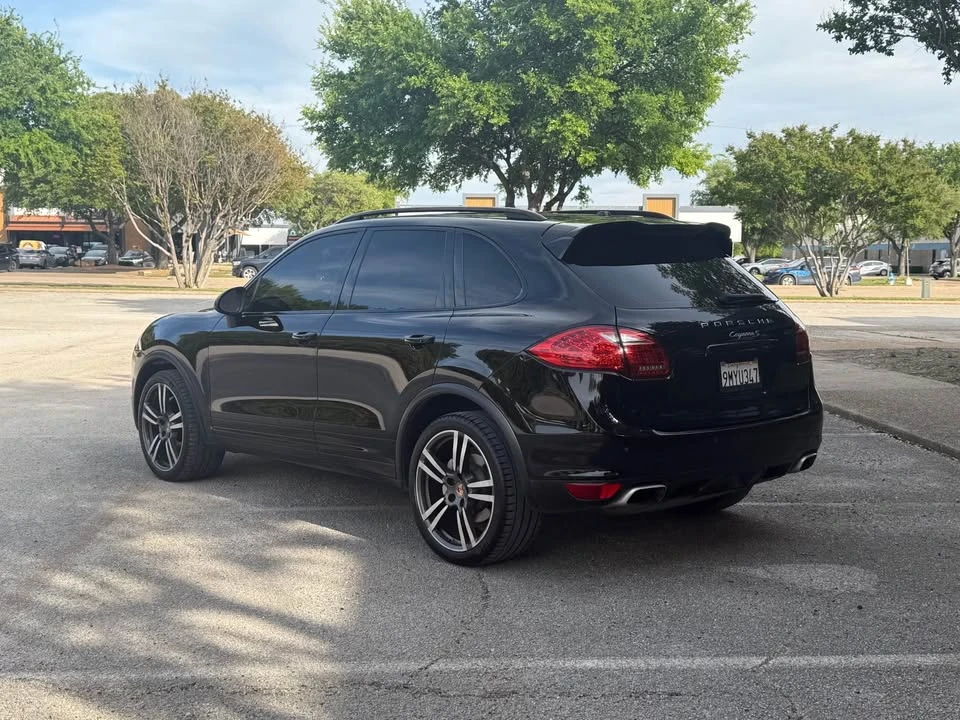 2014 Porsche 958 Cayenne S - Image 4 of 17