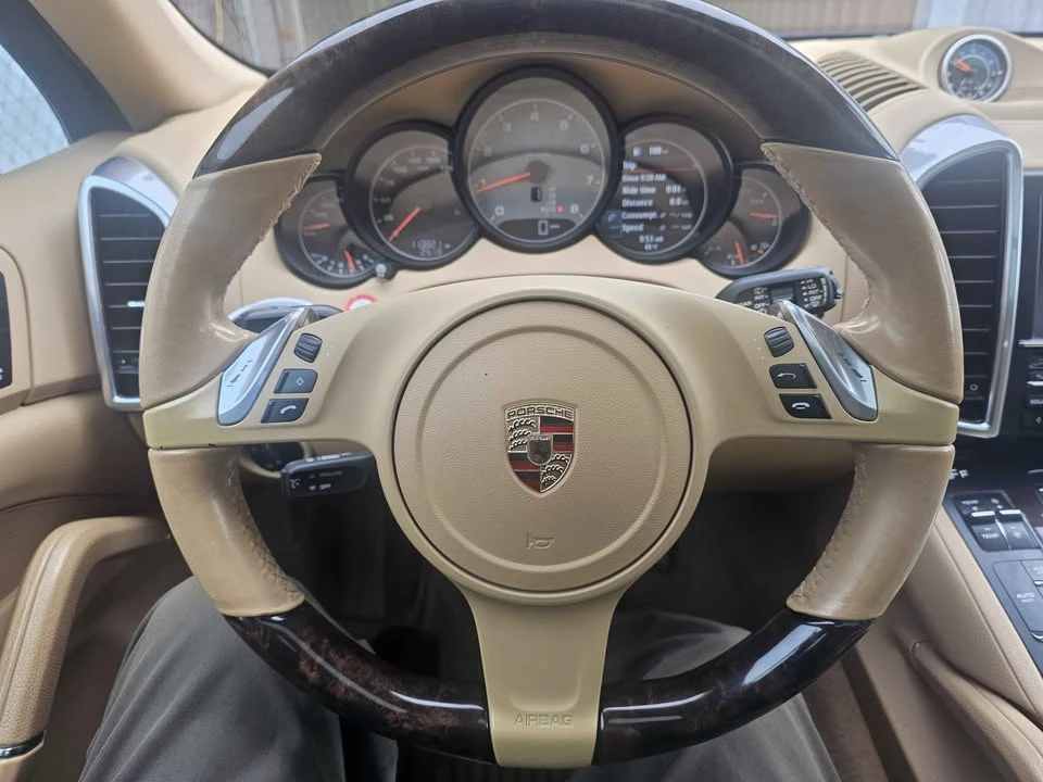 2014 Porsche 958 Cayenne S - Image 11 of 20