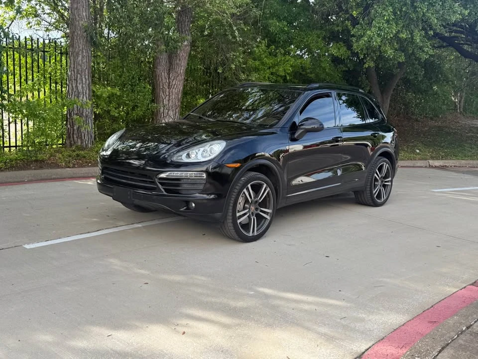 2014 Porsche 958 Cayenne S - Image 7 of 17