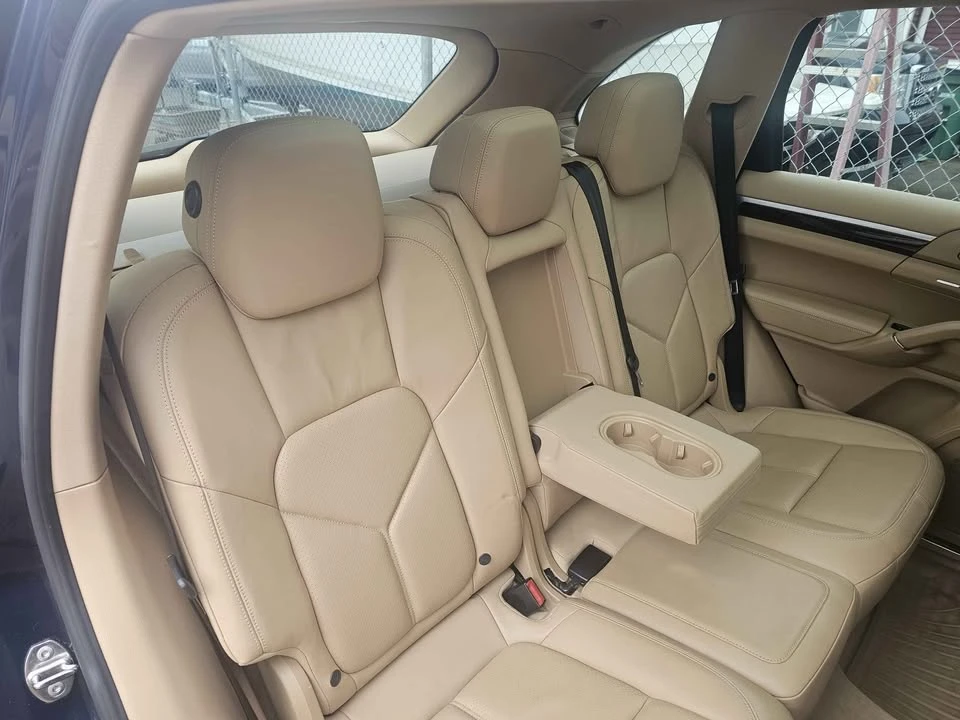 2014 Porsche 958 Cayenne S - Image 15 of 20