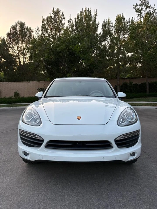2014 Porsche 958 Cayenne S - Image 6 of 19