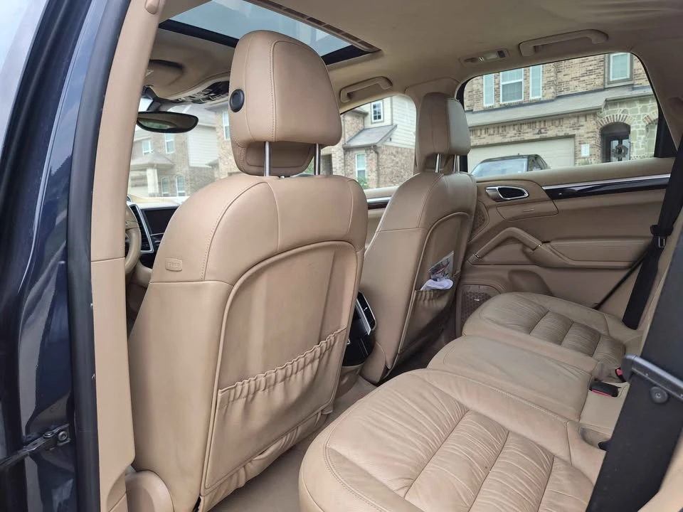 2014 Porsche 958 Cayenne S - Image 10 of 19