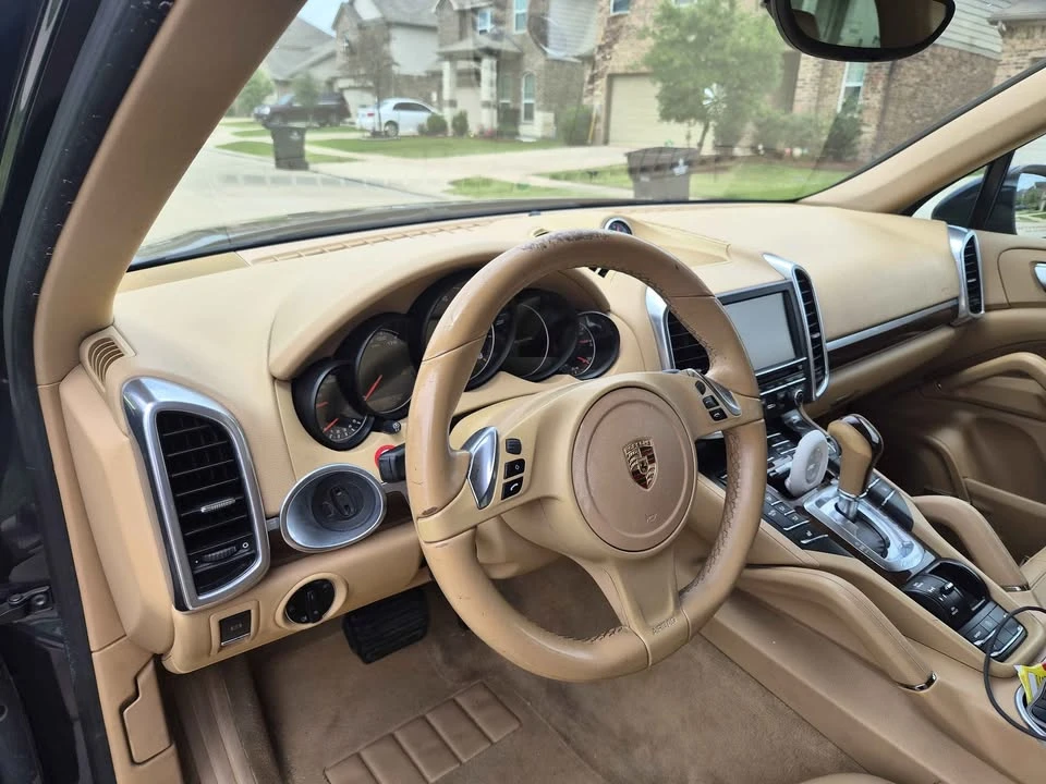 2014 Porsche 958 Cayenne S - Image 13 of 19