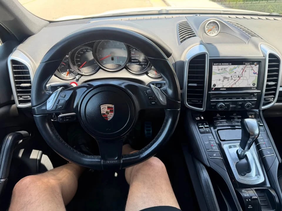 2014 Porsche 958 Cayenne S - Image 13 of 15