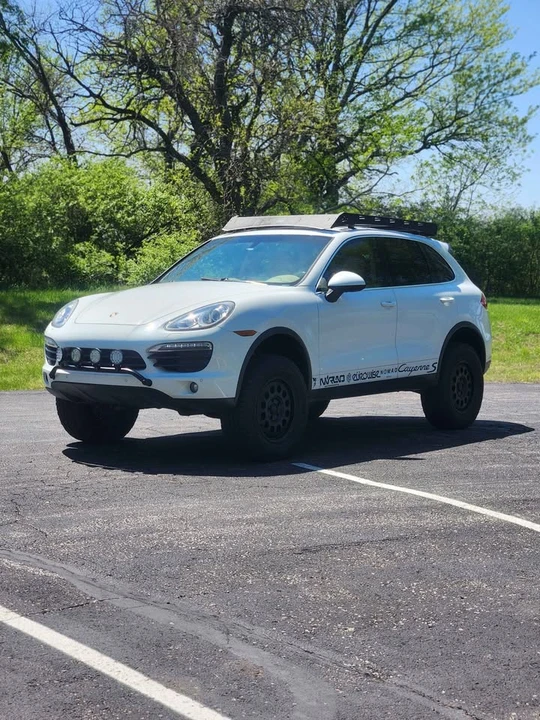 2014 Porsche 958 Cayenne S - Image 3 of 16