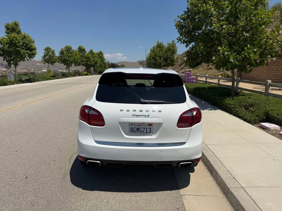 2014 Porsche 958 Cayenne S - Image 5 of 15