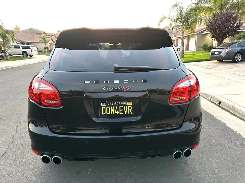 2014 Porsche 958 Cayenne S - Image 6 of 16