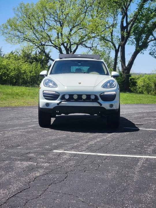 2014 Porsche 958 Cayenne S - Image 2 of 16