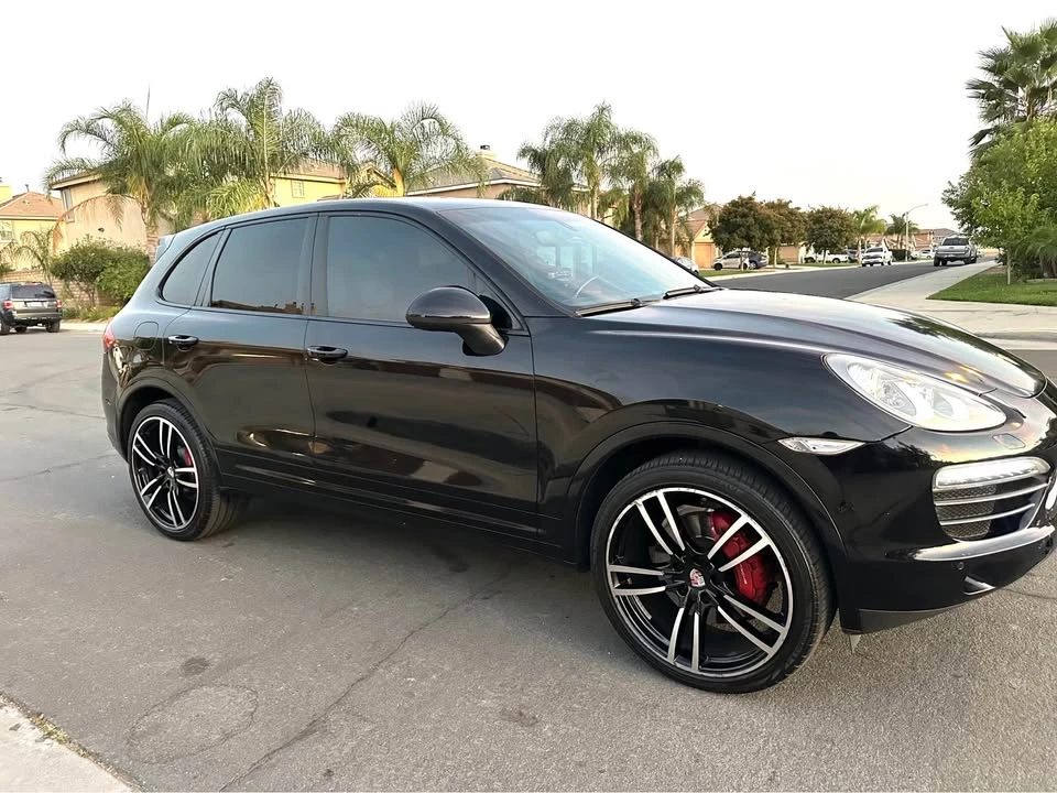 2014 Porsche 958 Cayenne S - Image 8 of 16