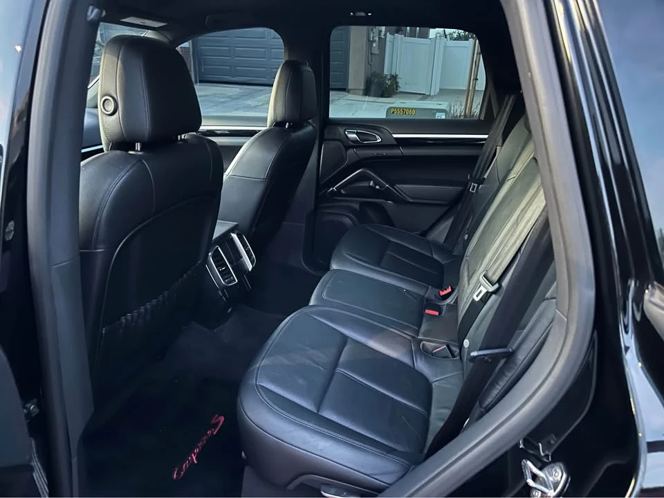 2014 Porsche 958 Cayenne S - Image 12 of 16